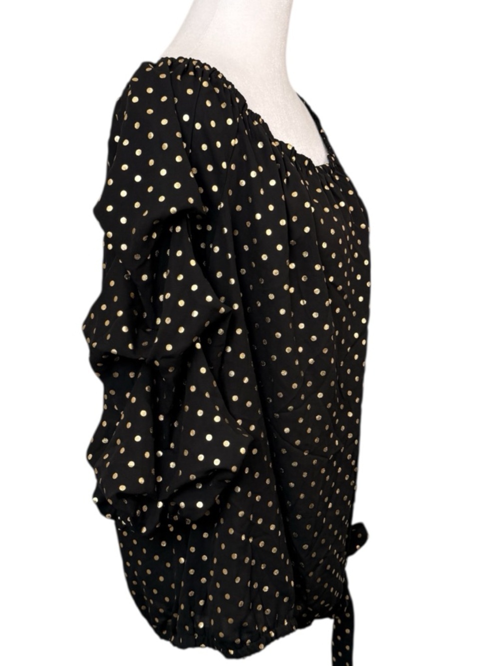 Vince Camuto, Black and Gold Polka Dot Off the Shoulder Blouse, Size XL NWT - Picture 5 of 8
